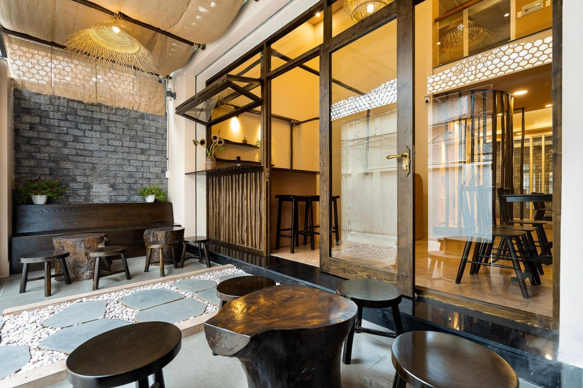 Hemtouch House Hotel โฮจิมินห์ซิตี้ ภายนอก รูปภาพ