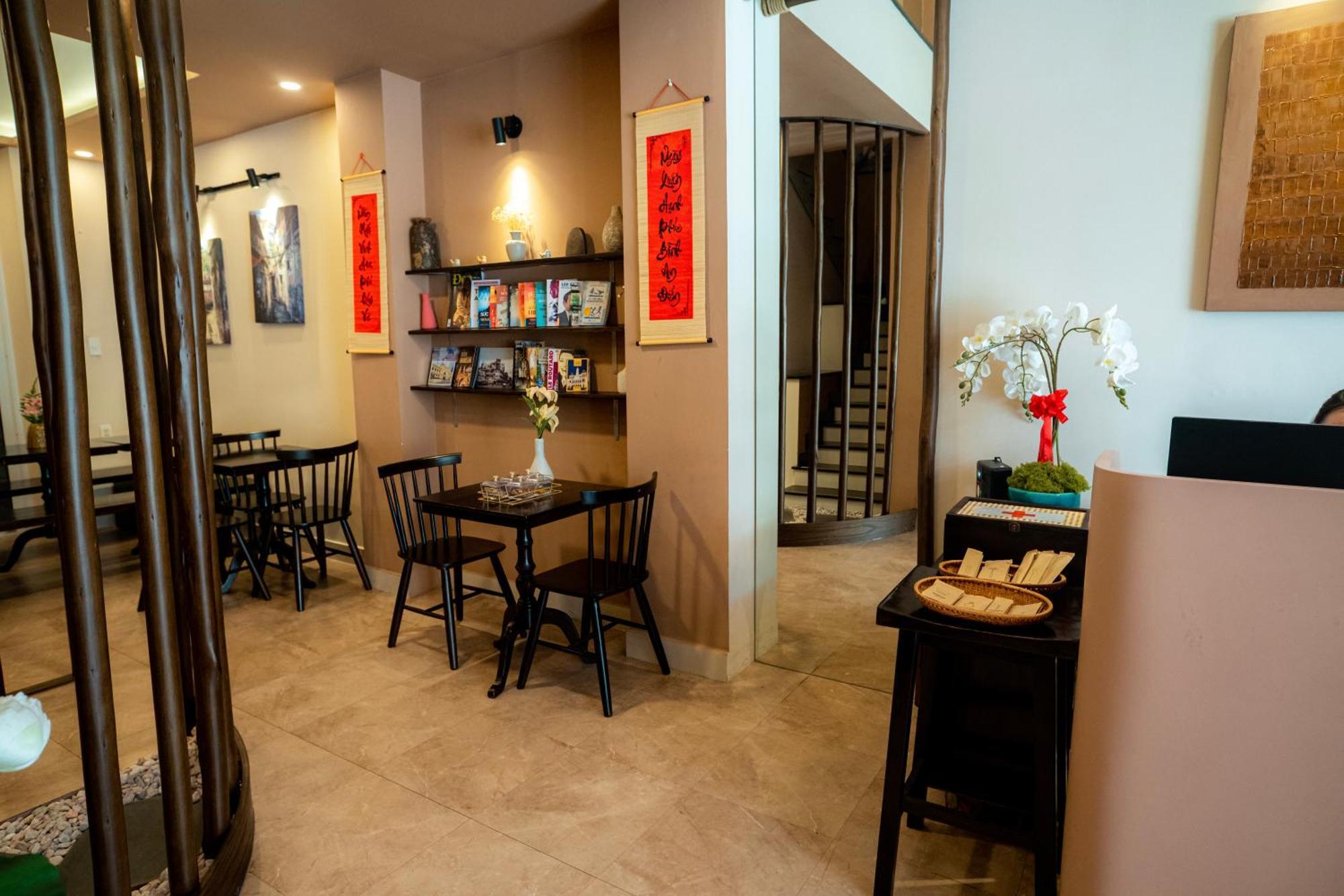 Hemtouch House Hotel โฮจิมินห์ซิตี้ ภายนอก รูปภาพ